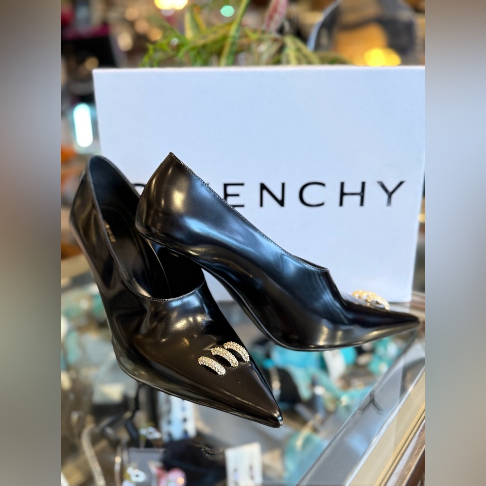 NIB Sz 36 Givenchy Show Ring Pumps Shoes
